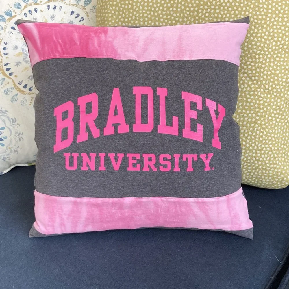 Bradley University Braves Handmade upcycled t-shirt 16 x 16 throw pillow cover